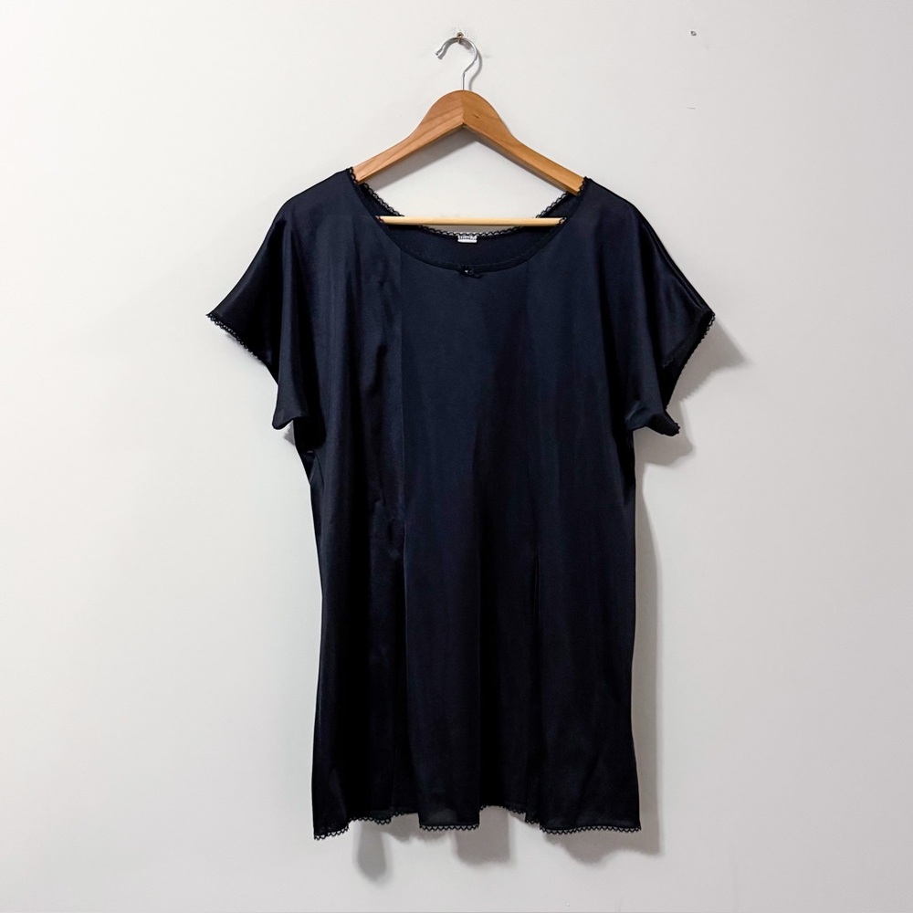 3/$20⚡️ Vintage Black Short Sleeve Mini Dress with Sheer Panels and Crewneck